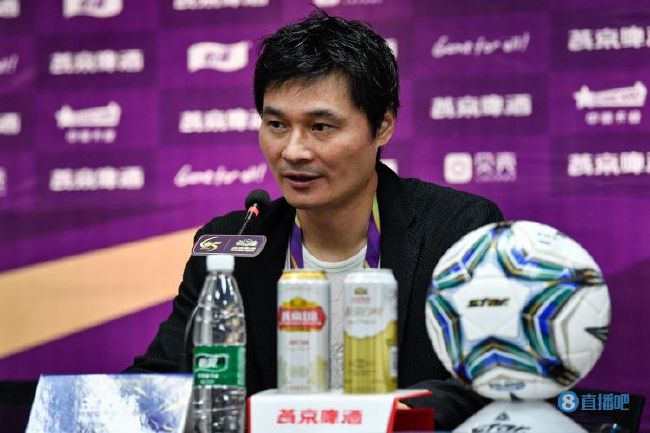 野外吮她的花蒂高h在线观看